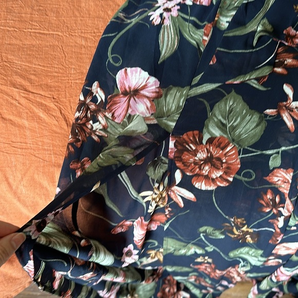 Sexy jumpsuit size small Open back - Picture 3 of 4